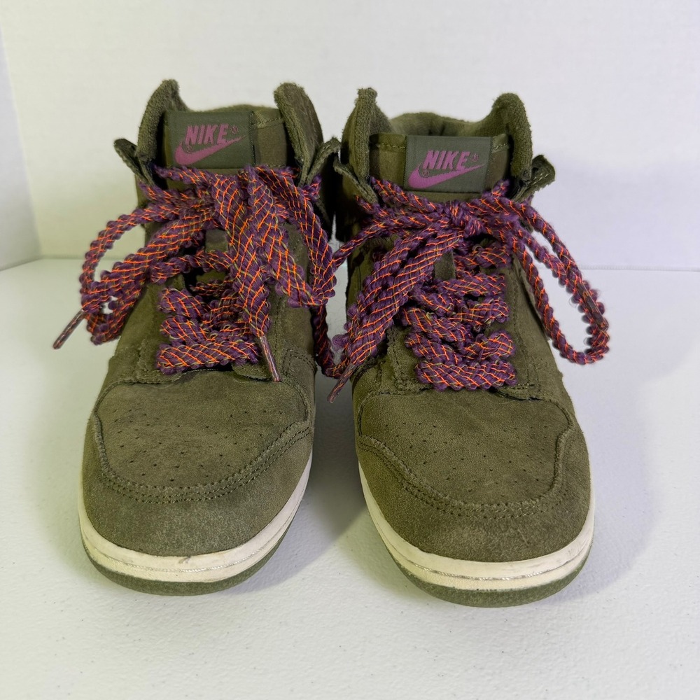 Nike Dunk Sky Hi Olive Green Suede Hidden Wedge Sneakers 528899-200 Womens 7 - Picture 2 of 9